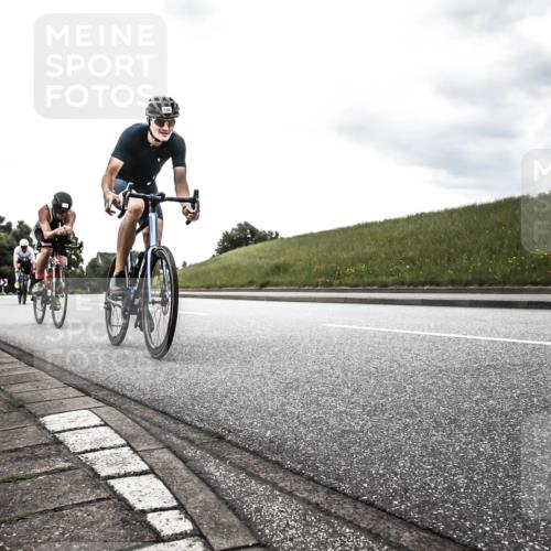 21.06.2026 - 29. Vierlanden-Triathlon H.Heesch http://msf.ph/oto/9898397 21.06.2026 10:02:25 Radfahren 118, 119, 141, 186, 339 meine-sportfotos.de