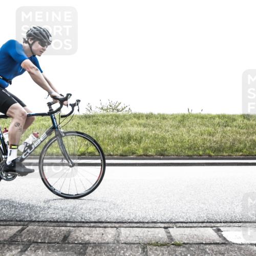 21.06.2026 - 29. Vierlanden-Triathlon H.Heesch http://msf.ph/oto/9898402 21.06.2026 11:12:12 Radfahren 22, 101, 123, 235, 265, 688, 729 meine-sportfotos.de