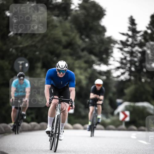 21.06.2026 - 29. Vierlanden-Triathlon H.Heesch http://msf.ph/oto/9898404 21.06.2026 10:04:57 Radfahren 130, 174, 292, 308, 332, 352 meine-sportfotos.de