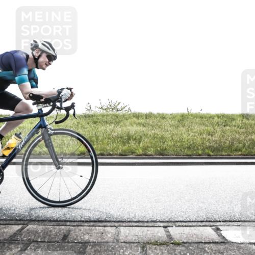 21.06.2026 - 29. Vierlanden-Triathlon H.Heesch http://msf.ph/oto/9898415 21.06.2026 11:12:29 Radfahren 131, 213 meine-sportfotos.de