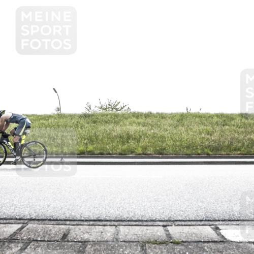 21.06.2026 - 29. Vierlanden-Triathlon H.Heesch http://msf.ph/oto/9898418 21.06.2026 11:12:32 Radfahren 131, 213, 260 meine-sportfotos.de