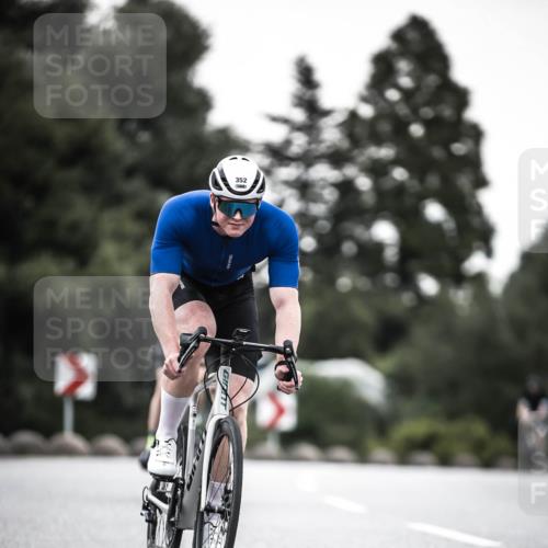 21.06.2026 - 29. Vierlanden-Triathlon H.Heesch http://msf.ph/oto/9898436 21.06.2026 10:04:57 Radfahren 130, 174, 292, 308, 332, 352 meine-sportfotos.de