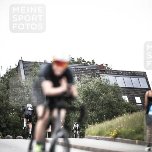 21.06.2026 - 29. Vierlanden-Triathlon H.Heesch http://msf.ph/oto/9898442 21.06.2026 10:04:59 Radfahren 130, 292, 308, 332, 352 meine-sportfotos.de
