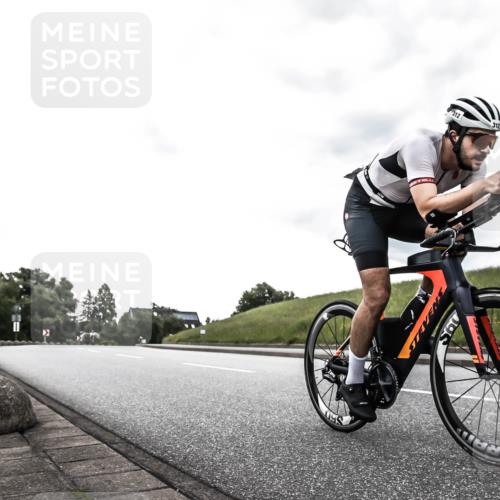 21.06.2026 - 29. Vierlanden-Triathlon H.Heesch http://msf.ph/oto/9898450 21.06.2026 10:05:36 Radfahren 5, 135, 175, 312 meine-sportfotos.de