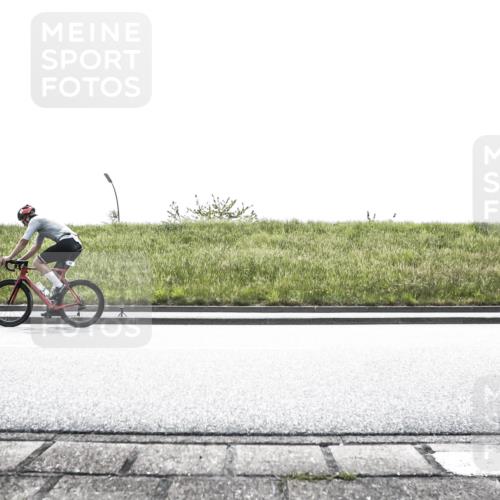 21.06.2026 - 29. Vierlanden-Triathlon H.Heesch http://msf.ph/oto/9898474 21.06.2026 11:14:06 Radfahren 34, 88, 93, 705, 733 meine-sportfotos.de
