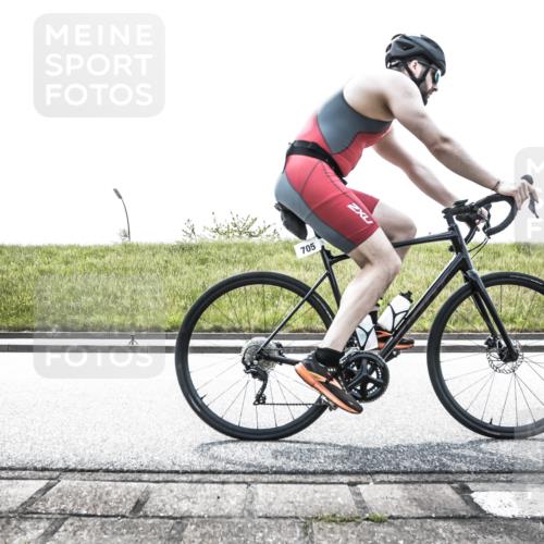 21.06.2026 - 29. Vierlanden-Triathlon H.Heesch http://msf.ph/oto/9898483 21.06.2026 11:14:10 Radfahren 88, 93, 104, 231, 705, 733 meine-sportfotos.de