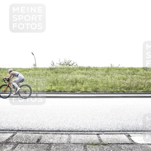 21.06.2026 - 29. Vierlanden-Triathlon H.Heesch http://msf.ph/oto/9898492 21.06.2026 11:14:24 Radfahren 6, 40, 273, 291, 672 meine-sportfotos.de