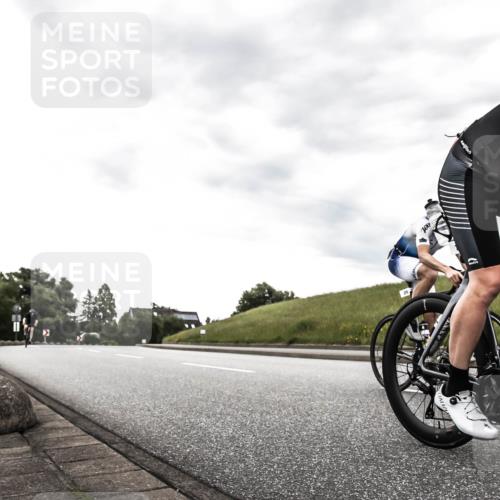21.06.2026 - 29. Vierlanden-Triathlon H.Heesch http://msf.ph/oto/9898524 21.06.2026 10:09:22 Radfahren 25, 153, 191, 303 meine-sportfotos.de