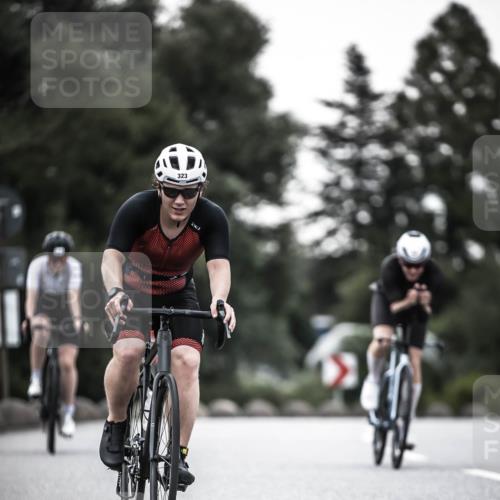 21.06.2026 - 29. Vierlanden-Triathlon H.Heesch http://msf.ph/oto/9898525 21.06.2026 10:05:08 Radfahren 130, 264, 275, 323, 326 meine-sportfotos.de