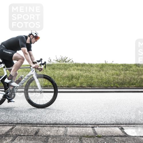 21.06.2026 - 29. Vierlanden-Triathlon H.Heesch http://msf.ph/oto/9898540 21.06.2026 11:15:41 Radfahren 17, 734, 737 meine-sportfotos.de
