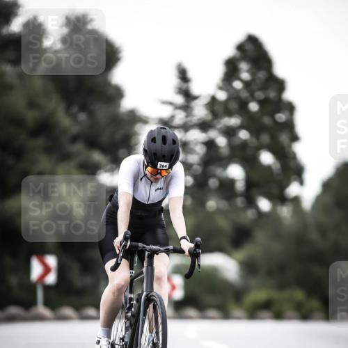 21.06.2026 - 29. Vierlanden-Triathlon H.Heesch http://msf.ph/oto/9898554 21.06.2026 10:05:09 Radfahren 264, 275, 289, 323, 326 meine-sportfotos.de