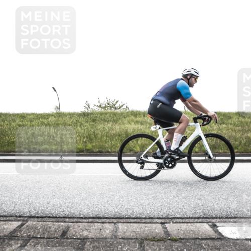 21.06.2026 - 29. Vierlanden-Triathlon H.Heesch http://msf.ph/oto/9898565 21.06.2026 11:16:55 Radfahren 74, 298, 723, 1358 meine-sportfotos.de