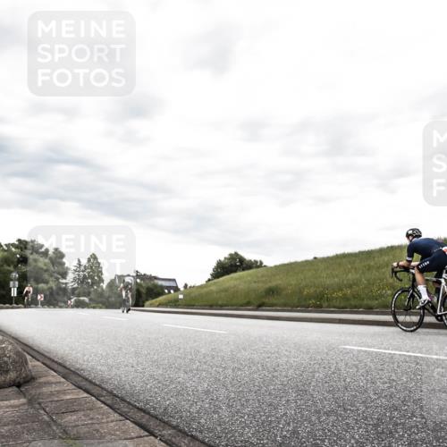 21.06.2026 - 29. Vierlanden-Triathlon H.Heesch http://msf.ph/oto/9898578 21.06.2026 10:19:18 Radfahren 247, 1356 meine-sportfotos.de