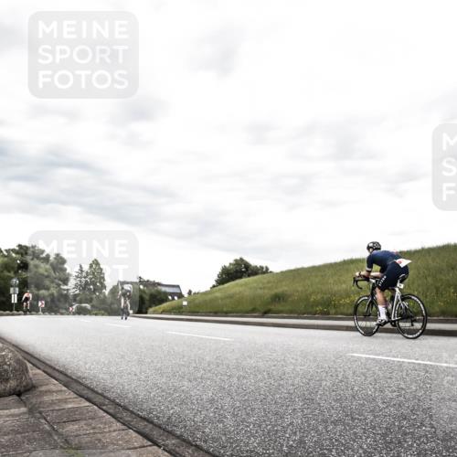21.06.2026 - 29. Vierlanden-Triathlon H.Heesch http://msf.ph/oto/9898581 21.06.2026 10:19:18 Radfahren 247, 1356 meine-sportfotos.de