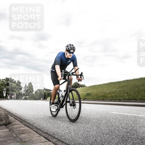 21.06.2026 - 29. Vierlanden-Triathlon H.Heesch http://msf.ph/oto/9898614 21.06.2026 10:19:54 Radfahren 18, 21, 69, 146, 268, 400 meine-sportfotos.de