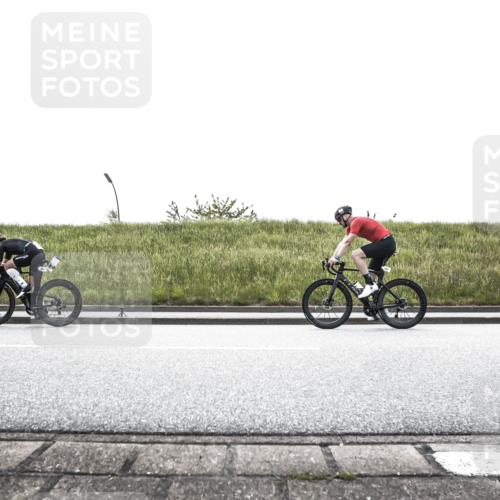 21.06.2026 - 29. Vierlanden-Triathlon H.Heesch http://msf.ph/oto/9898616 21.06.2026 11:18:44 Radfahren 121, 261 meine-sportfotos.de