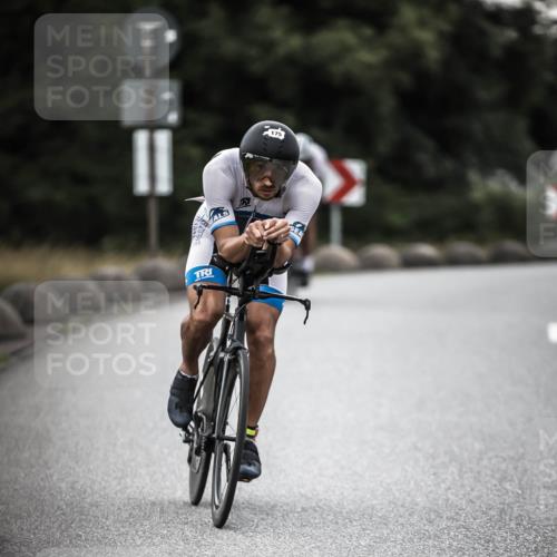 21.06.2026 - 29. Vierlanden-Triathlon H.Heesch http://msf.ph/oto/9898618 21.06.2026 10:05:32 Radfahren 5, 103, 135, 175, 195, 312 meine-sportfotos.de