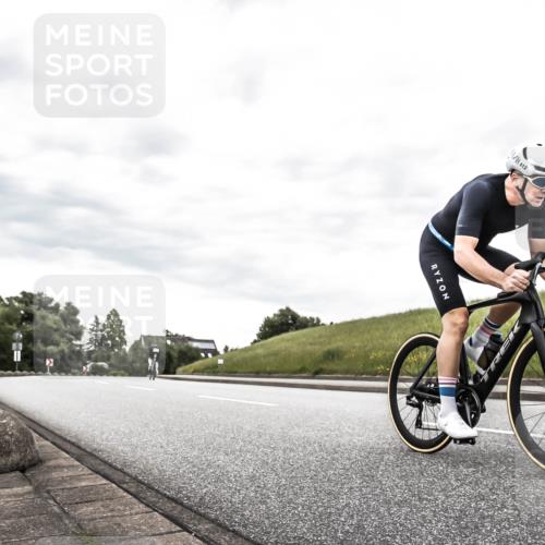 21.06.2026 - 29. Vierlanden-Triathlon H.Heesch http://msf.ph/oto/9898634 21.06.2026 10:20:09 Radfahren 16, 22, 113, 244, 412 meine-sportfotos.de