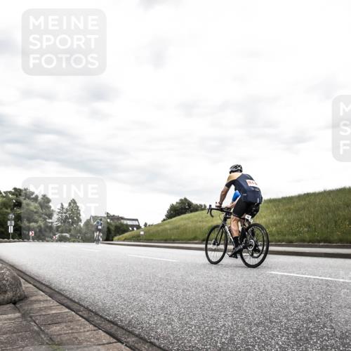 21.06.2026 - 29. Vierlanden-Triathlon H.Heesch http://msf.ph/oto/9898650 21.06.2026 10:20:20 Radfahren  meine-sportfotos.de