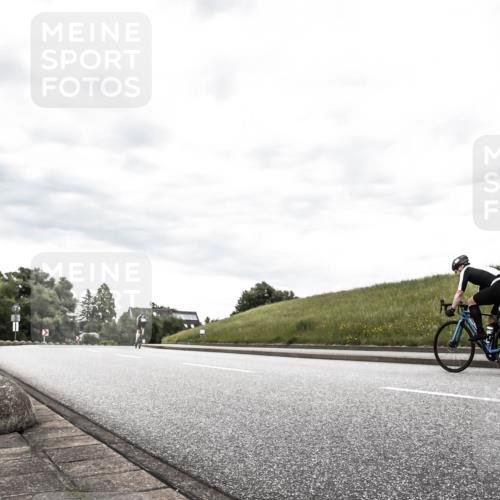 21.06.2026 - 29. Vierlanden-Triathlon H.Heesch http://msf.ph/oto/9898660 21.06.2026 10:20:31 Radfahren 435 meine-sportfotos.de