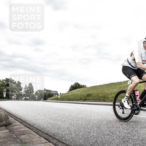 21.06.2026 - 29. Vierlanden-Triathlon H.Heesch http://msf.ph/oto/9898675 21.06.2026 10:21:21 Radfahren 411, 620 meine-sportfotos.de