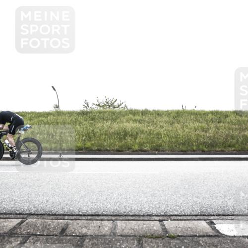 21.06.2026 - 29. Vierlanden-Triathlon H.Heesch http://msf.ph/oto/9898695 21.06.2026 11:20:49 Radfahren 75, 191, 683, 750, 813, 838 meine-sportfotos.de