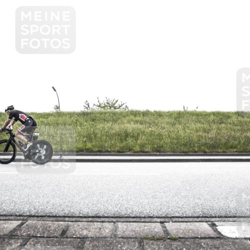 21.06.2026 - 29. Vierlanden-Triathlon H.Heesch http://msf.ph/oto/9898698 21.06.2026 11:21:00 Radfahren 75, 156, 277 meine-sportfotos.de