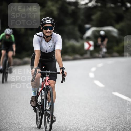 21.06.2026 - 29. Vierlanden-Triathlon H.Heesch http://msf.ph/oto/9898702 21.06.2026 10:05:44 Radfahren 133, 252, 259, 363 meine-sportfotos.de