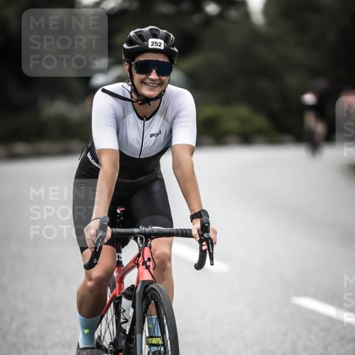 21.06.2026 - 29. Vierlanden-Triathlon H.Heesch http://msf.ph/oto/9898727 21.06.2026 10:05:44 Radfahren 133, 252, 259, 363 meine-sportfotos.de