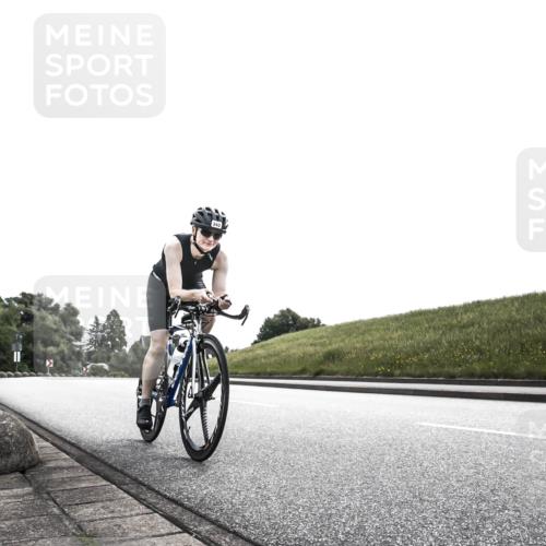 21.06.2026 - 29. Vierlanden-Triathlon H.Heesch http://msf.ph/oto/9898737 21.06.2026 10:45:30 Radfahren 36, 153, 161, 243, 417 meine-sportfotos.de