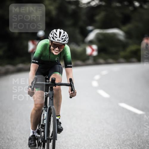 21.06.2026 - 29. Vierlanden-Triathlon H.Heesch http://msf.ph/oto/9898745 21.06.2026 10:05:46 Radfahren 133, 159, 252, 259, 317, 363 meine-sportfotos.de