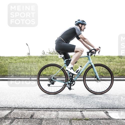21.06.2026 - 29. Vierlanden-Triathlon H.Heesch http://msf.ph/oto/9898753 21.06.2026 11:22:34 Radfahren 767, 780 meine-sportfotos.de