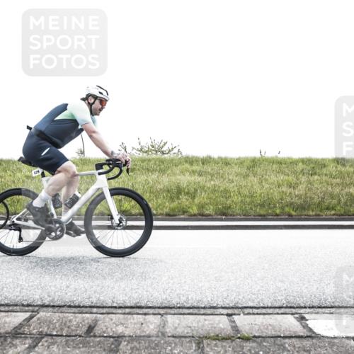 21.06.2026 - 29. Vierlanden-Triathlon H.Heesch http://msf.ph/oto/9898760 21.06.2026 11:22:58 Radfahren 221, 269, 629, 795, 809 meine-sportfotos.de