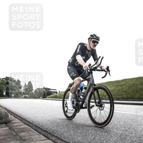 21.06.2026 - 29. Vierlanden-Triathlon H.Heesch http://msf.ph/oto/9898763 21.06.2026 10:46:08 Radfahren 40, 283 meine-sportfotos.de