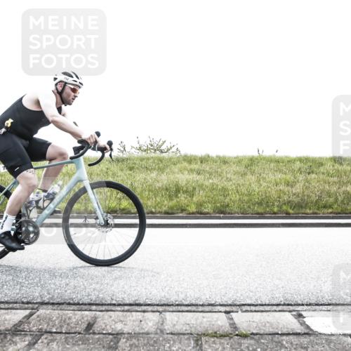 21.06.2026 - 29. Vierlanden-Triathlon H.Heesch http://msf.ph/oto/9898765 21.06.2026 11:23:10 Radfahren 91, 639, 692, 752, 759, 902 meine-sportfotos.de