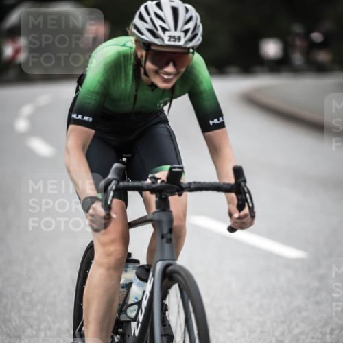 21.06.2026 - 29. Vierlanden-Triathlon H.Heesch http://msf.ph/oto/9898767 21.06.2026 10:05:46 Radfahren 133, 159, 252, 259, 317, 363 meine-sportfotos.de