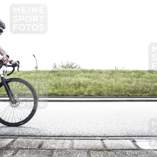 21.06.2026 - 29. Vierlanden-Triathlon H.Heesch http://msf.ph/oto/9898768 21.06.2026 11:23:15 Radfahren 91, 130, 639, 692, 752, 759 meine-sportfotos.de