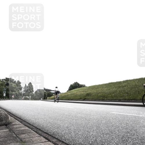 21.06.2026 - 29. Vierlanden-Triathlon H.Heesch http://msf.ph/oto/9898769 21.06.2026 10:46:20 Radfahren 193, 232 meine-sportfotos.de