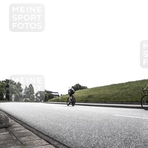 21.06.2026 - 29. Vierlanden-Triathlon H.Heesch http://msf.ph/oto/9898778 21.06.2026 10:46:23 Radfahren  meine-sportfotos.de