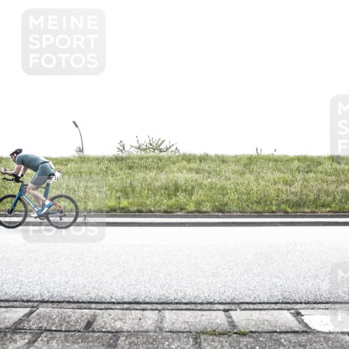 21.06.2026 - 29. Vierlanden-Triathlon H.Heesch http://msf.ph/oto/9898780 21.06.2026 11:23:32 Radfahren 135, 766, 819 meine-sportfotos.de