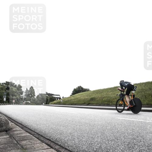 21.06.2026 - 29. Vierlanden-Triathlon H.Heesch http://msf.ph/oto/9898781 21.06.2026 10:46:37 Radfahren  meine-sportfotos.de