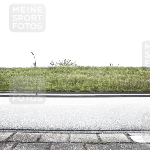 21.06.2026 - 29. Vierlanden-Triathlon H.Heesch http://msf.ph/oto/9898796 21.06.2026 11:24:19 Radfahren 80, 242, 273, 667, 845, 896 meine-sportfotos.de