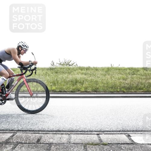 21.06.2026 - 29. Vierlanden-Triathlon H.Heesch http://msf.ph/oto/9898799 21.06.2026 11:24:19 Radfahren 80, 242, 273, 667, 845, 896 meine-sportfotos.de