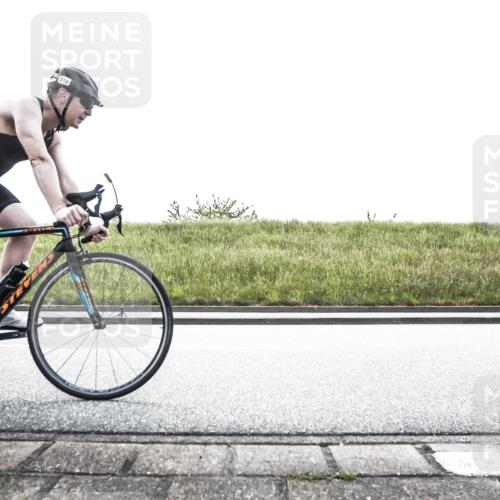 21.06.2026 - 29. Vierlanden-Triathlon H.Heesch http://msf.ph/oto/9898813 21.06.2026 11:24:31 Radfahren 281, 283, 772, 845 meine-sportfotos.de