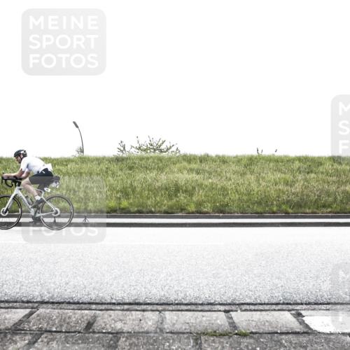 21.06.2026 - 29. Vierlanden-Triathlon H.Heesch http://msf.ph/oto/9898836 21.06.2026 11:25:34 Radfahren 83, 783 meine-sportfotos.de