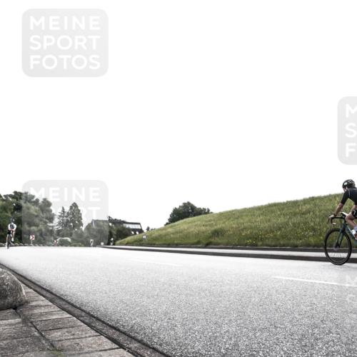 21.06.2026 - 29. Vierlanden-Triathlon H.Heesch http://msf.ph/oto/9898856 21.06.2026 10:48:02 Radfahren 181 meine-sportfotos.de