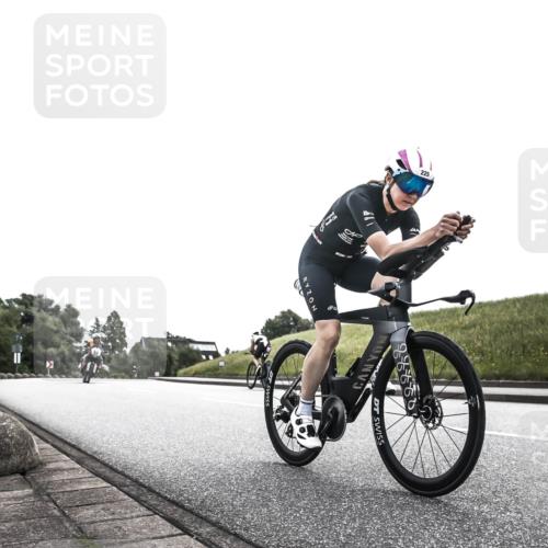 21.06.2026 - 29. Vierlanden-Triathlon H.Heesch http://msf.ph/oto/9898859 21.06.2026 10:48:30 Radfahren 225, 369, 475, 1354 meine-sportfotos.de