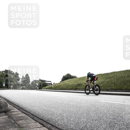 21.06.2026 - 29. Vierlanden-Triathlon H.Heesch http://msf.ph/oto/9898872 21.06.2026 10:48:31 Radfahren 225, 369, 477, 1354 meine-sportfotos.de