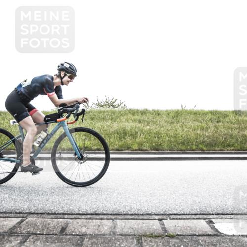 21.06.2026 - 29. Vierlanden-Triathlon H.Heesch http://msf.ph/oto/9898876 21.06.2026 11:26:49 Radfahren 217, 863, 900 meine-sportfotos.de