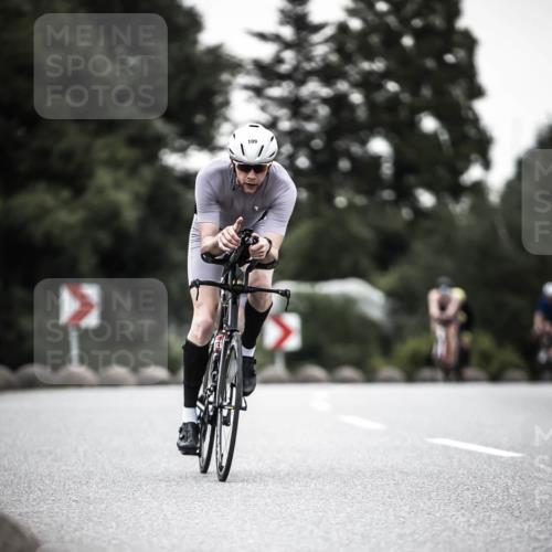 21.06.2026 - 29. Vierlanden-Triathlon H.Heesch http://msf.ph/oto/9898946 21.06.2026 10:06:23 Radfahren 109, 147, 165, 360, 381 meine-sportfotos.de